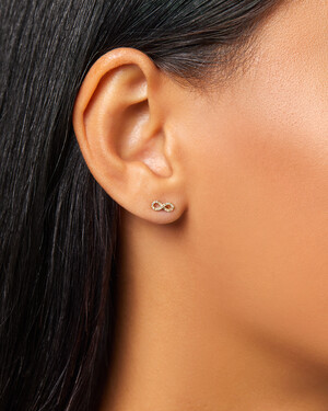 Petites boucles d'oreilles à symbole de l'infini en or jaune 10 K avec diamants