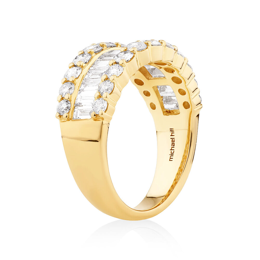 Ring with 2 Carat TW of Diamonds in 14kt Yellow Gold