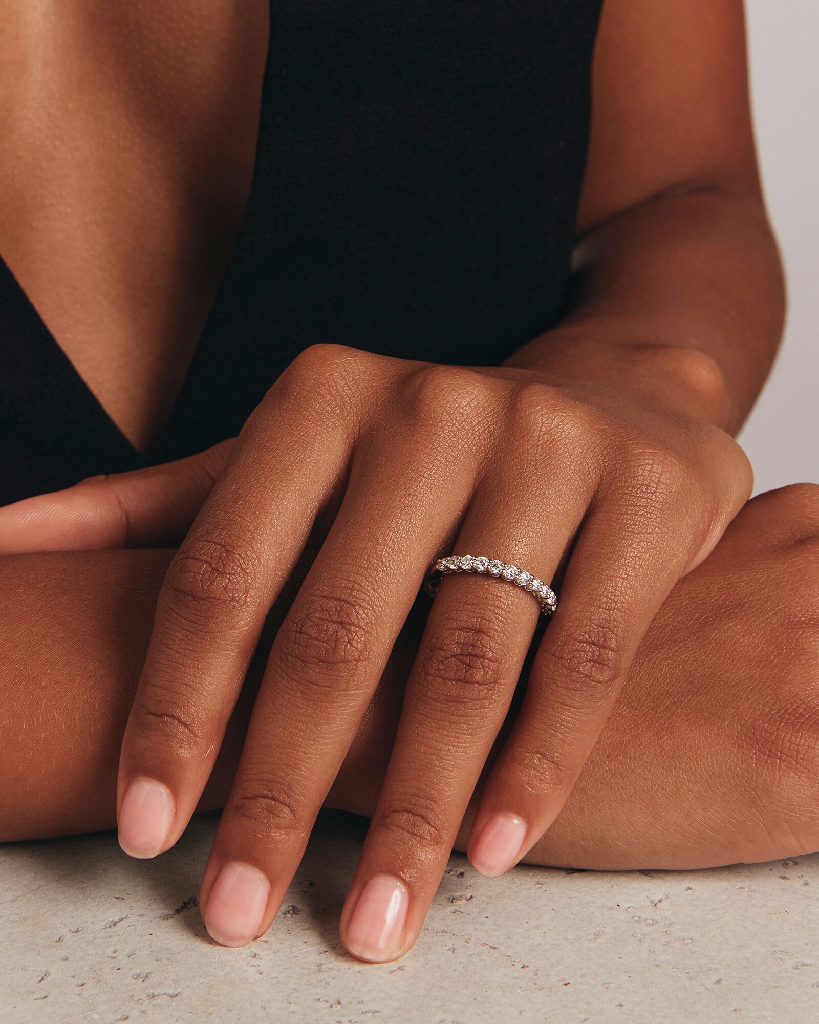 Claw set diamond wedding ring online