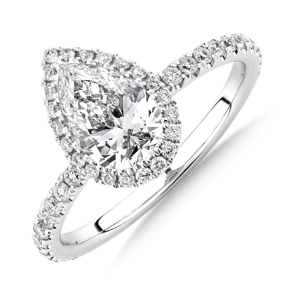 Emerald Cut Engagement Rings at Michael Hill NZ