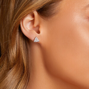 Boucles d'oreilles triangulaires à pavé en or blanc 10 K avec diamants totalisant 1,0 ct