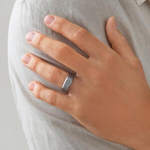 Ring with Diamond in Grey Sapphire Tungsten