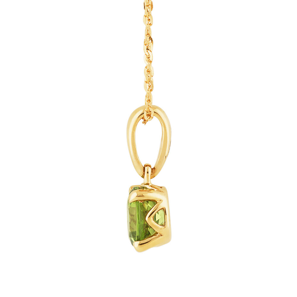 Pendant with Peridot in 10kt Yellow Gold