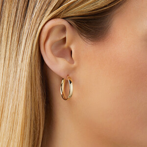 23mm Round Hoop Earrings in 10kt Yellow Gold