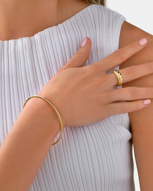 Round Golf Bangle in 10kt Yellow Gold