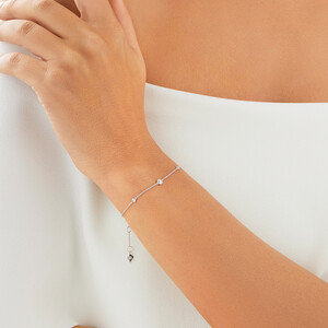 Station Bracelet with 0.10 Carat TW of Diamonds in Sterling Silver