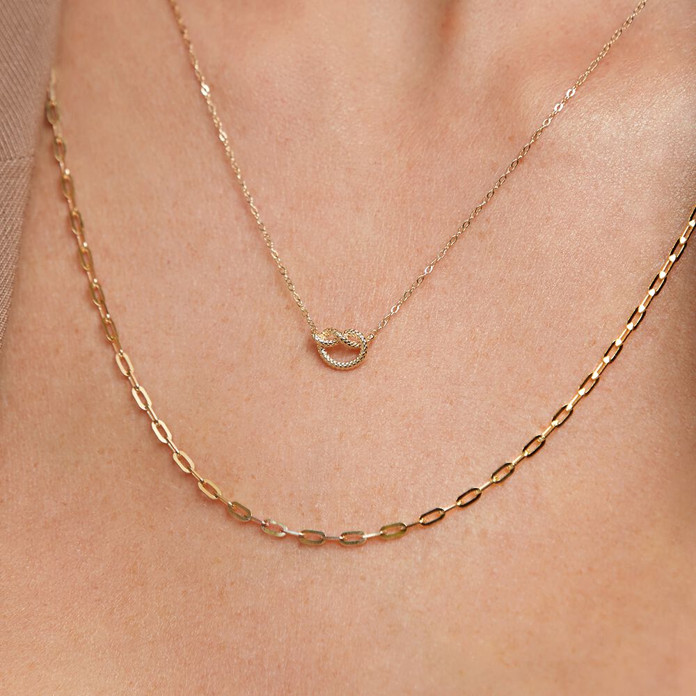 Overhand Rope Knot Necklace in 10kt Yellow Gold