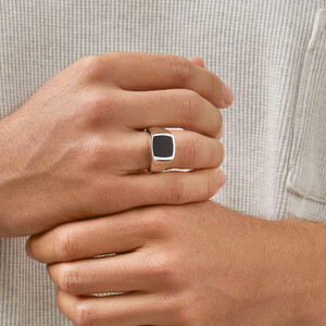 Ring with Black Onyx in Sterling Silver