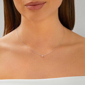 Mini Solitaire Necklace with Diamonds in 10kt White Gold