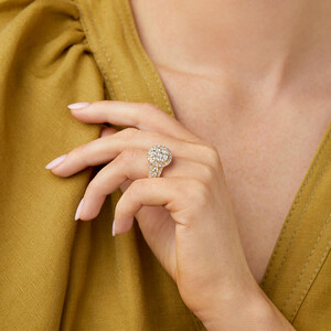 Round Halo Ring with 2.00kt TW of Diamonds in 10kt Yellow Gold