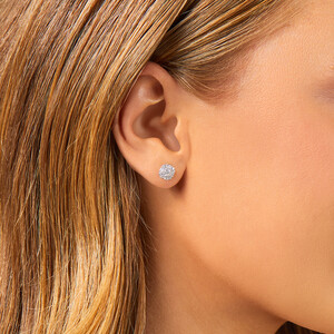 Boutons d'oreilles art déco en or blanc 18 K avec diamants totalisant 0,45 ct de la collection Designer Fashion de Michael Hill.