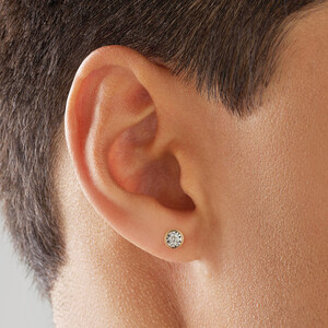 Bouton d'oreille unique à solitaire en or jaune 10 K avec diamants totalisant 0,10 ct