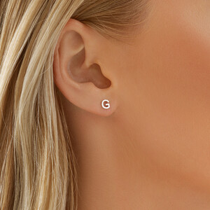 G Initial Single Stud Earring in Sterling Silver
