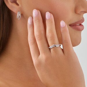 Chevron Ring Set with Diamonds in Sterling Silver