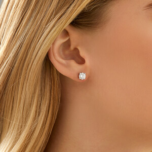 Boutons d'oreilles en or blanc 14 K avec diamants créés en laboratoire totalisant 1,4 ct