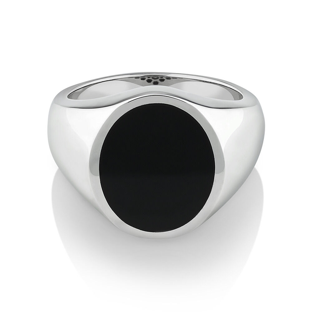 Oval Signet Ring with Onyx in Sterling Silver